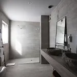 Отель Seven Boutique 3*