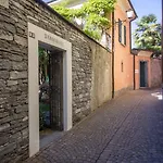 Seven Boutique Отель 3*