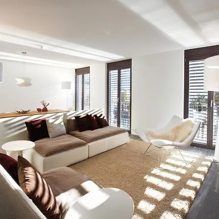 Seven Boutique Hotel 3*