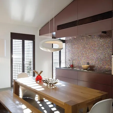 Seven Boutique Hotel
