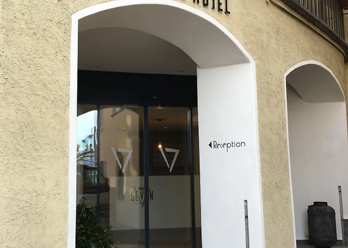 七号精品酒店 3*