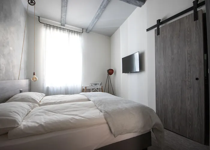 七号精品酒店 3* 阿斯科纳