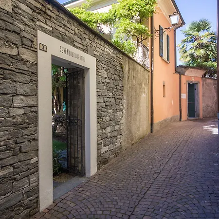 Seven Boutique Hotel 3*