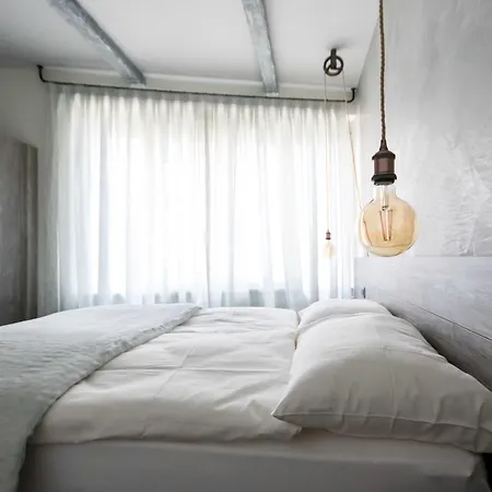 מלון Seven Boutique אסקונה